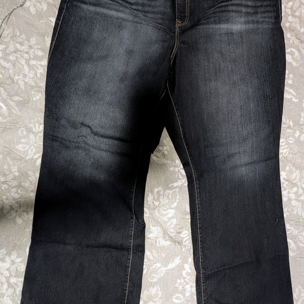 Torrid Women's Flare Jeans Size 28T Tall Dark Wash